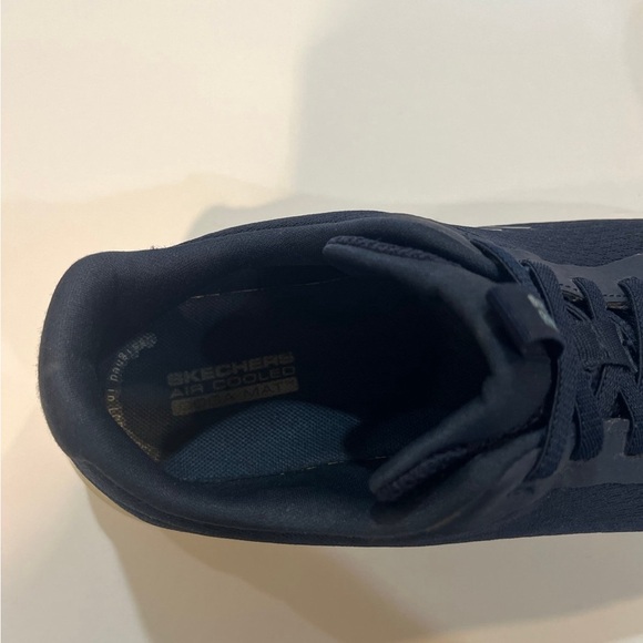 Skechers Go Walk Navy Size 7.5 - Picture 6 of 8